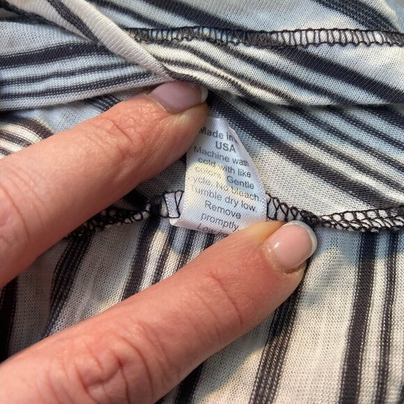 Michael Stars Lightweight Hi Low Striped Midi Skirt Black White Size Medium - Picture 7 of 7